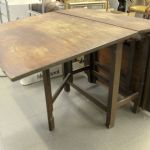 935 5583 GATE-LEG TABLE